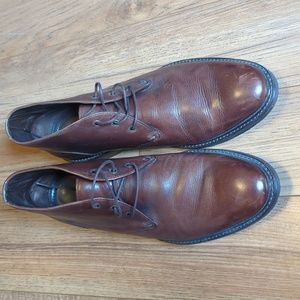 Men's Johnston & Murphy size 10.5 leather chukka boots